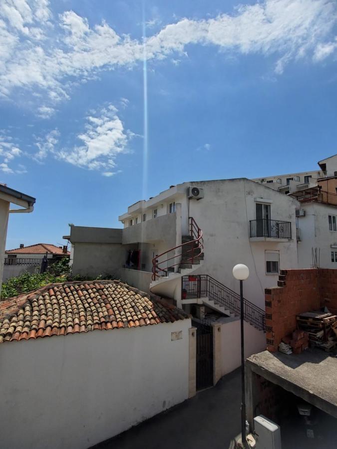 Apartmani Liki Ulcinj Buitenkant foto
