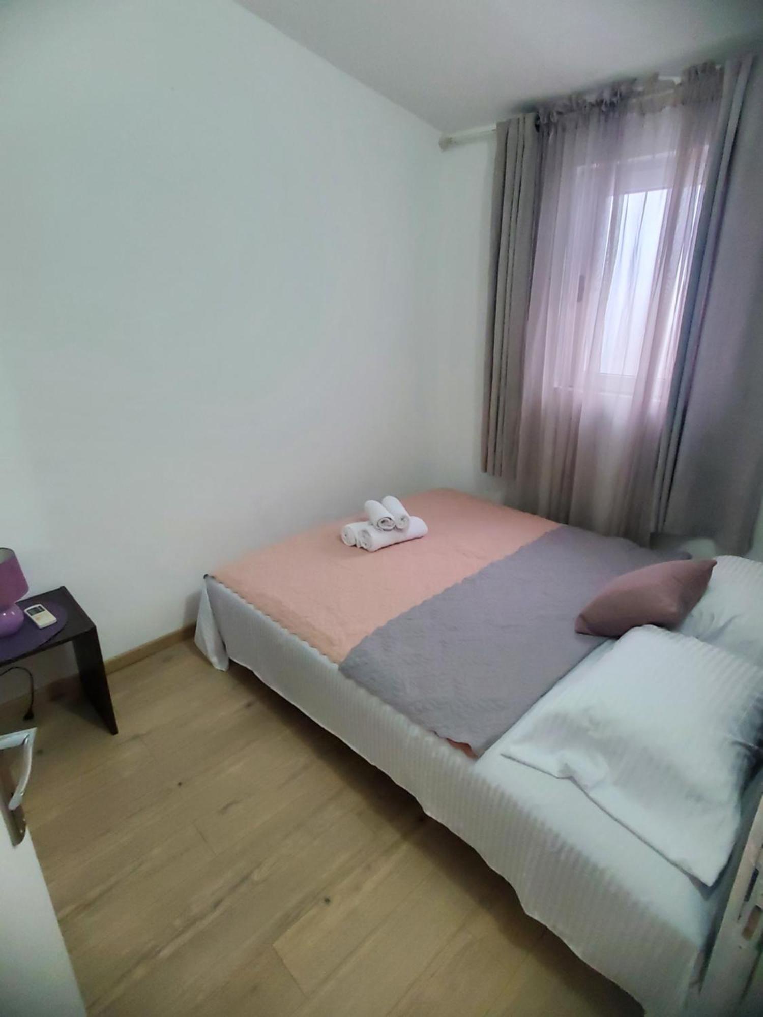 Apartmani Liki Ulcinj Kamer foto